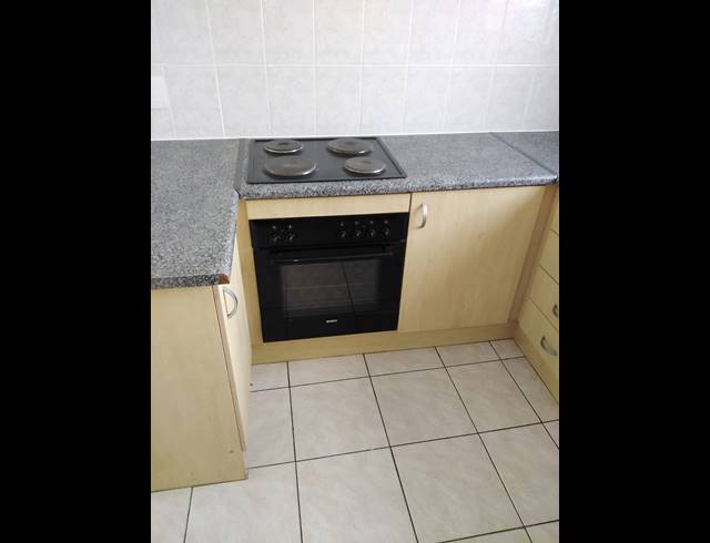 2 BEDROOM APARTMENT RENTED IN ROME